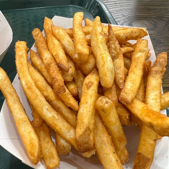 photo of Pure Vegan Cafe Regular Fries shared by @orangeash on  13 Feb 2023 - review