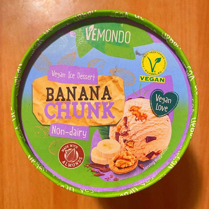 photo of Vemondo Vegan ice dessert banana chunk shared by @hail-seitan on  19 Feb 2023 - review