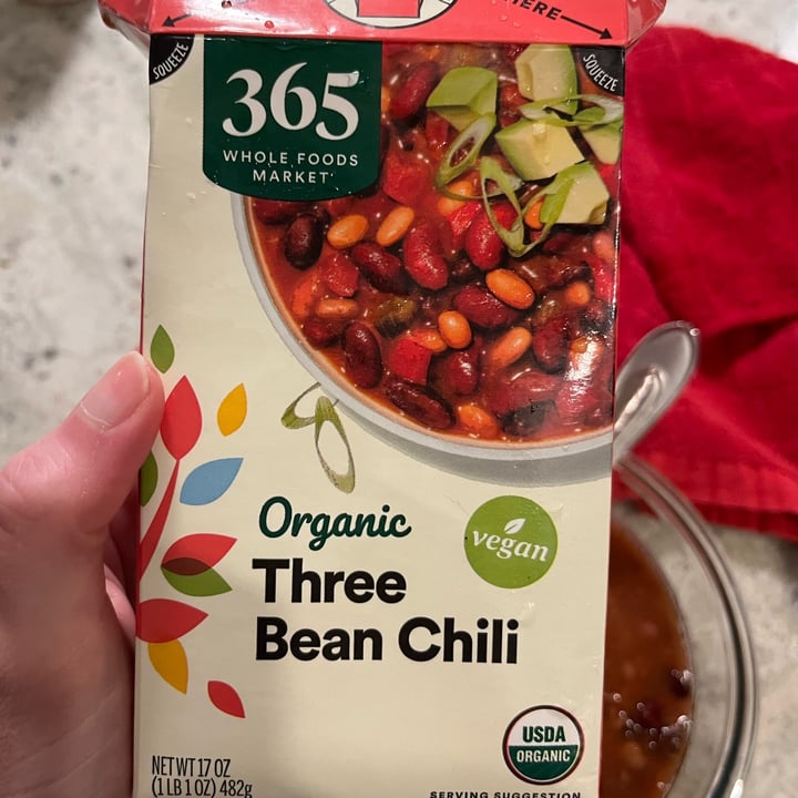 photo of 365 Whole Foods Market Organic Three Bean Chili shared by @tjb257 on  02 Apr 2023 - review