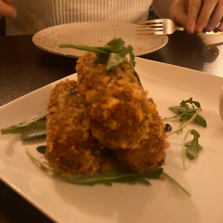 photo of Kong - Food Made With Compassion Croquetes de Alheira shared by @micolino on  28 Feb 2023 - review