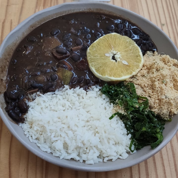 photo of Purana.Co Feijoada Vegana shared by @mafeluvizotto on  04 Jan 2023 - review