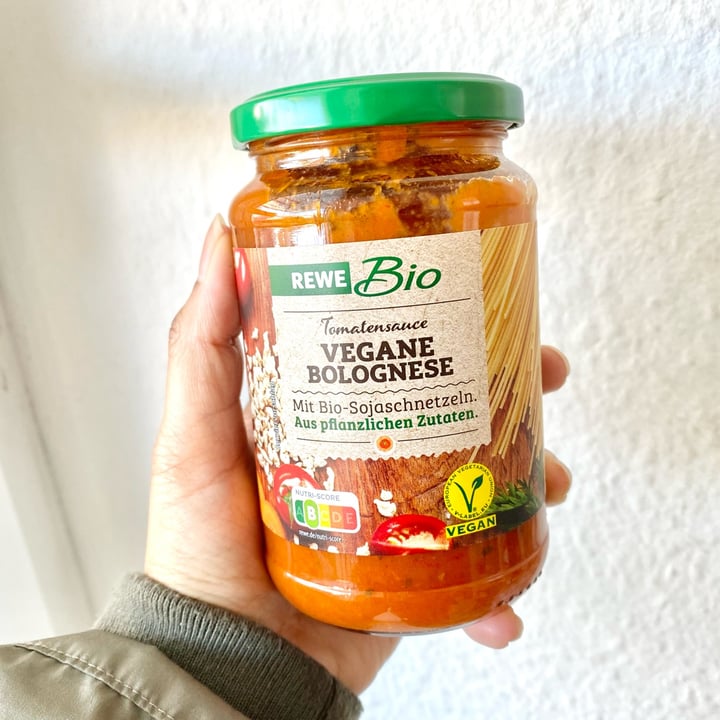 photo of Rewe Bio Vegane bolognese pasta sauce shared by @stefveg97 on  21 Mar 2023 - review