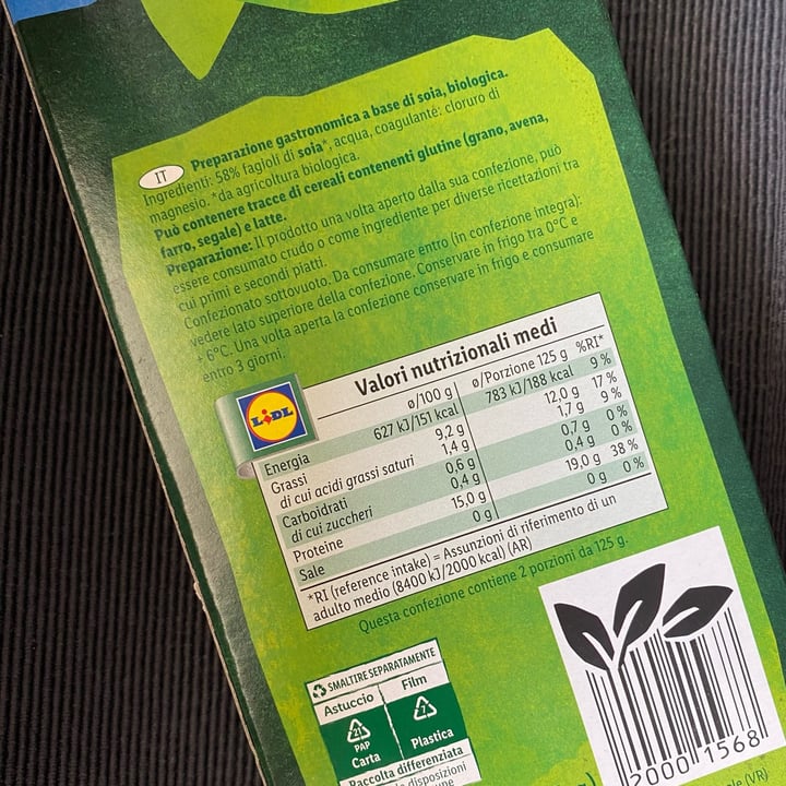 photo of Vemondo tofu al naturale shared by @sil2 on  24 Apr 2023 - review