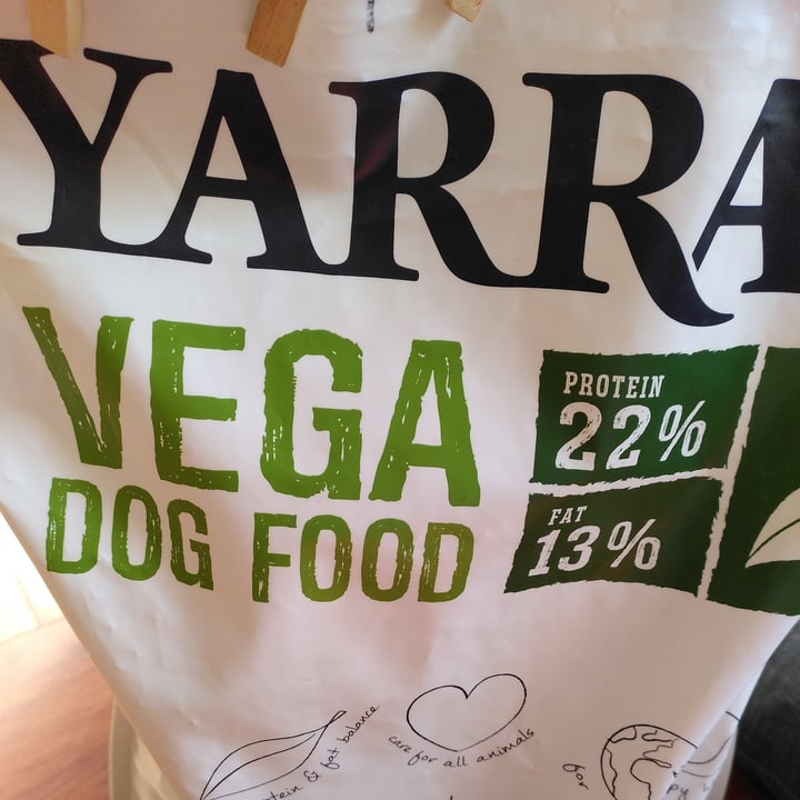 Yarrah Bio Vega dog food Review abillion