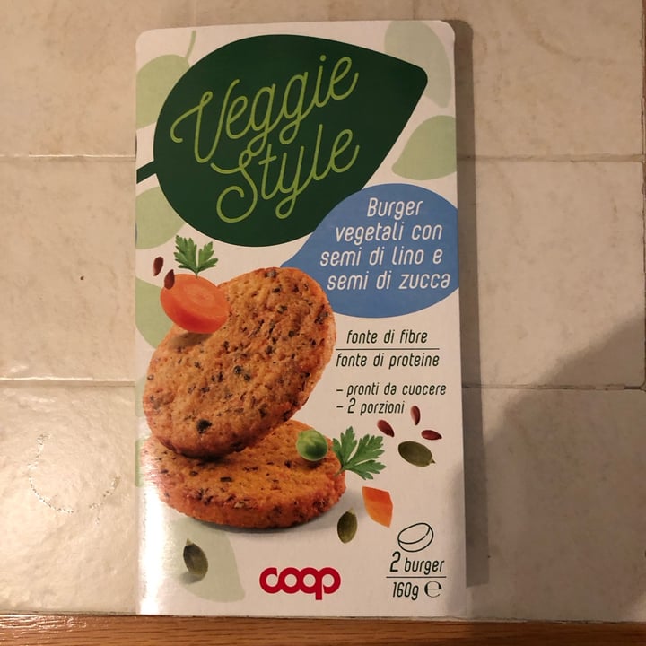 photo of Veggie Style (COOP) Burger Vegetali Con Semi Di Lino E Zucca shared by @silvy56 on  17 May 2023 - review