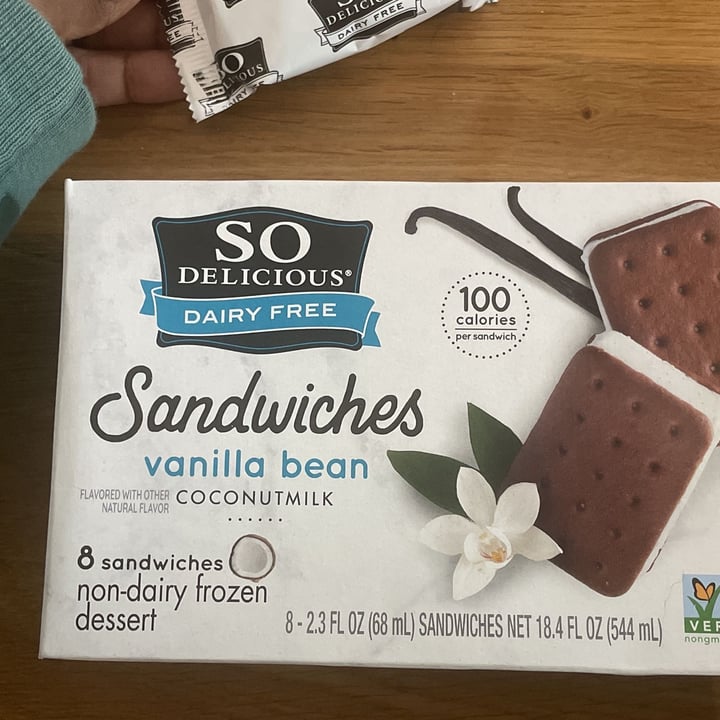 photo of So Delicious Dairy Free Ice cream sandwiches shared by @thatchels on  28 Feb 2023 - review
