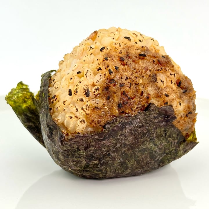 photo of Obon Shokudo Persimmon and Hazelnut with Lentil Miso Onigiri shared by @pdxveg on  22 Dec 2022 - review