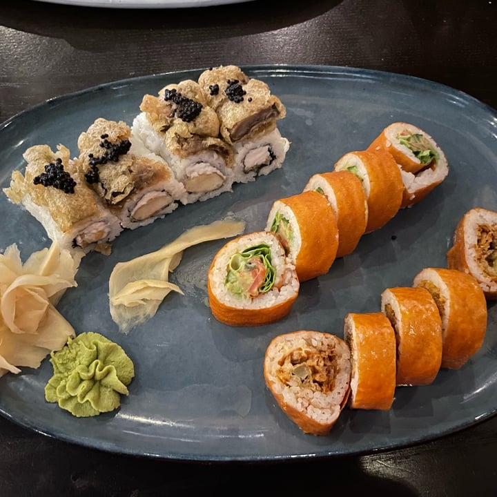 photo of Blue Sushi Sake Grill Cowgirl (vegan Maki) shared by @thevagrantvegan on  01 Mar 2023 - review