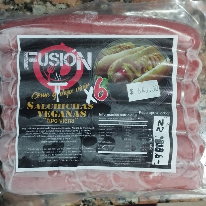 photo of Fusion   salchichas veganas shared by @aymara on  11 Jan 2023 - review