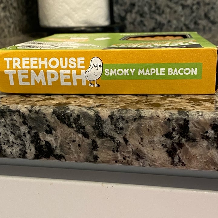 photo of Tofurky Treehouse Tempeh Smoky Maple Bacon Marinated Strips shared by @friendlyvegan on  15 Mar 2023 - review