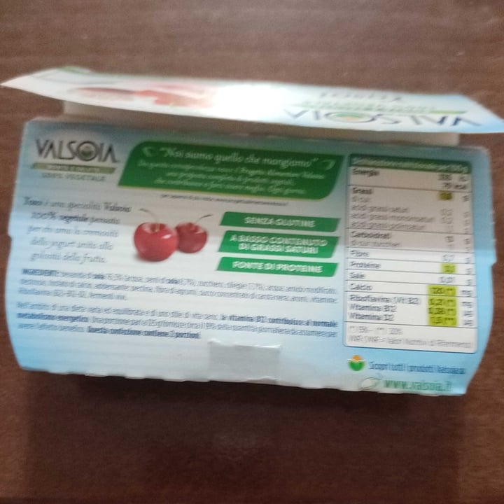 photo of Valsoia Yogurt Ciliegia shared by @sonia02 on  17 May 2023 - review