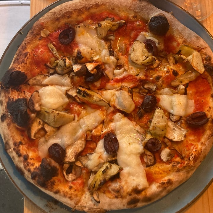 photo of Blu Bar Pizza capricciosa shared by @asiayportia on  14 Jul 2023 - review