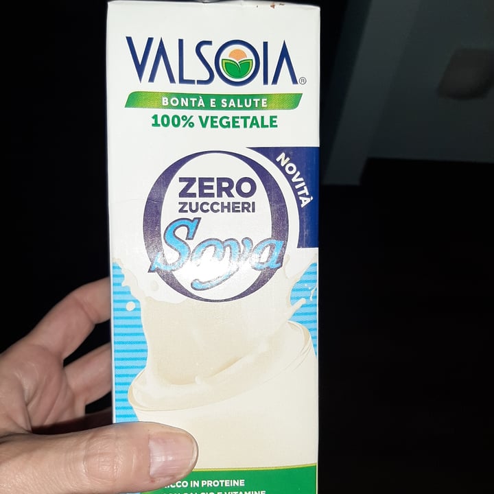 photo of Valsoia soya senza zuccheri frigo shared by @cinpel on  22 May 2023 - review