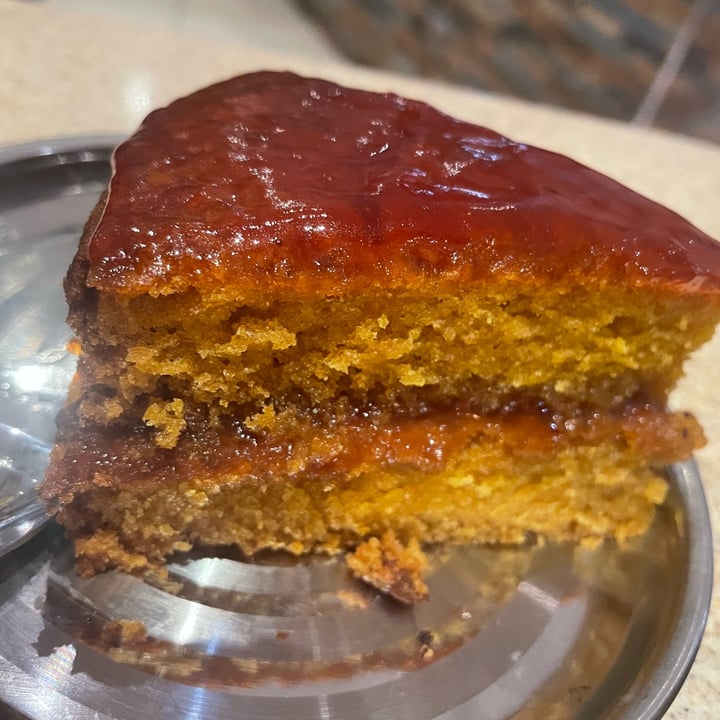 photo of Govinda's Pure Vegetarian Restaurant Vegan Mango & Raspberry Cake shared by @ct77 on  15 Jan 2023 - review