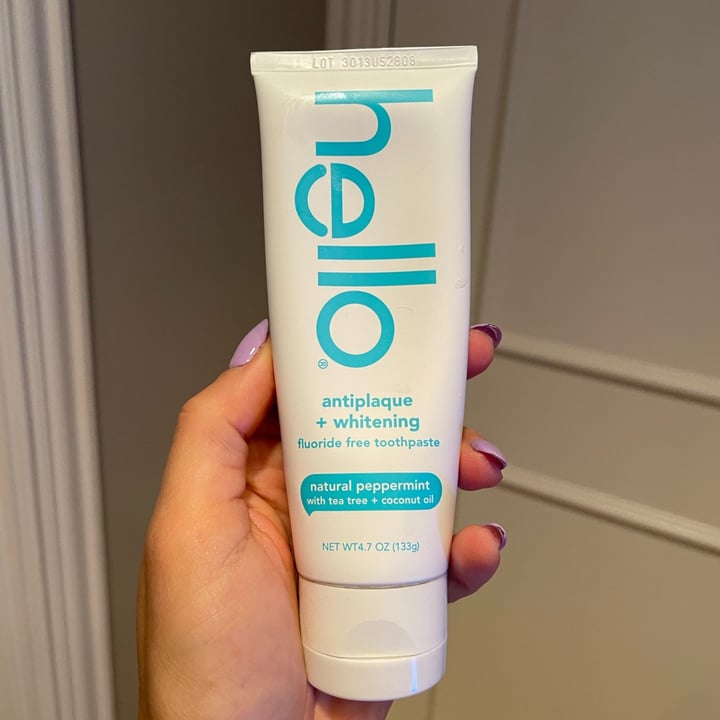 photo of Hello Antiplaque and whitening fluoride free toothpaste shared by @vivalaviolet on  11 Aug 2023 - review