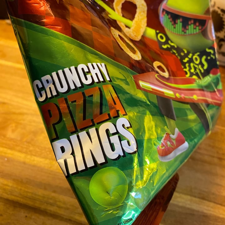 photo of peatos crunchy pizza rings shared by @geneogden on  01 Jan 2023 - review