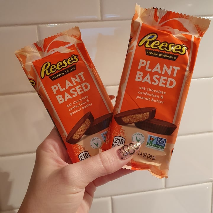 photo of Reese's Plant Based Peanut Butter Cups shared by @anistavrou on  13 Apr 2023 - review