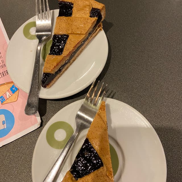 Photo of the dish “crostata ai frutti di bosco”