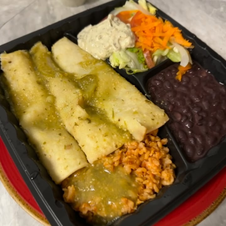 photo of Mr. Natural Vegan Spinach Enchiladas shared by @liberationbby on  05 Jun 2023 - review
