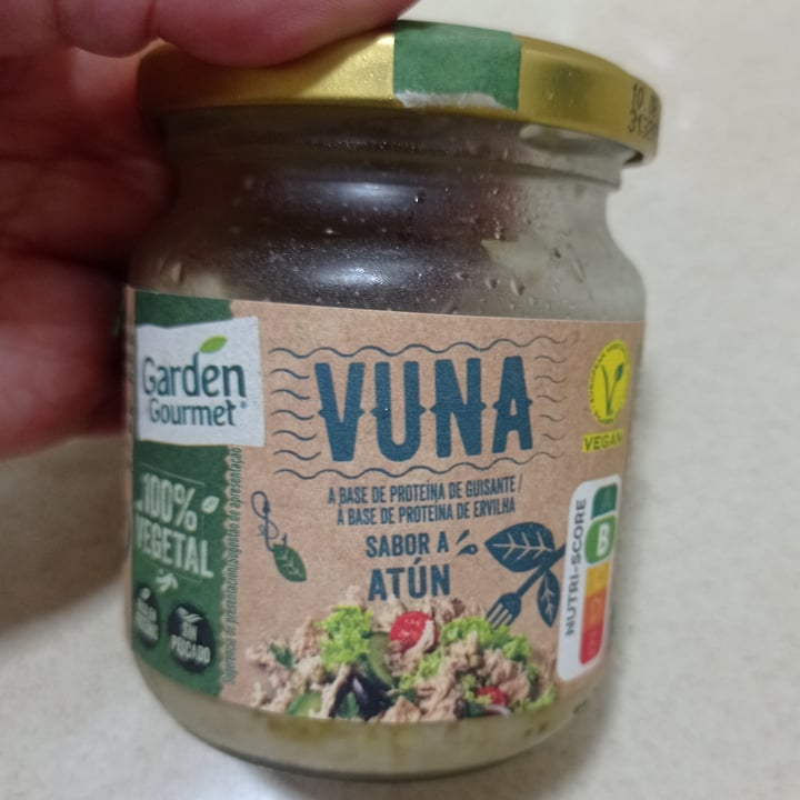 photo of Garden Gourmet vegan tuna fish shared by @isabeletta on  08 Aug 2023 - review