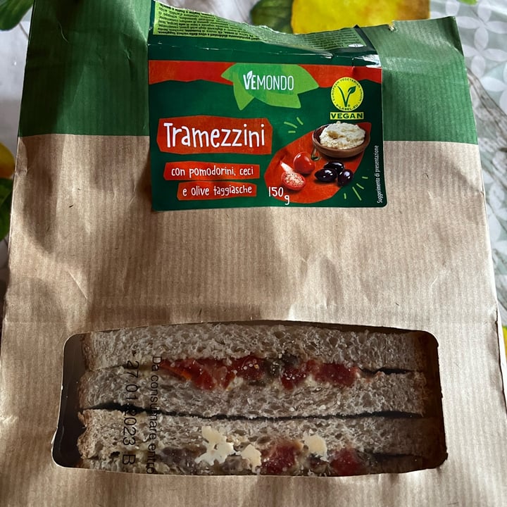 photo of Vemondo Tramezzini pomodorini ceci e olive taggiasche shared by @aurylois on  17 Jan 2023 - review
