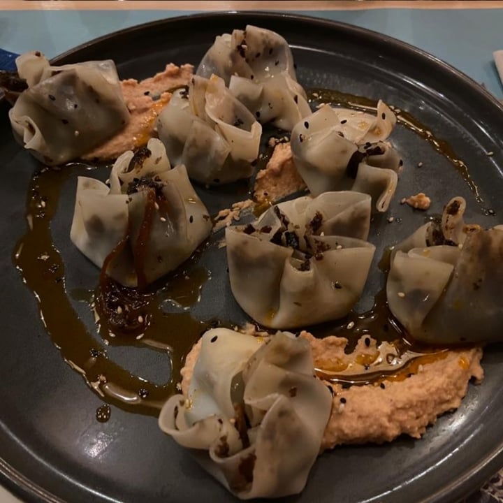 photo of Dhabbu - l'asiatico Veggie dumplings ravioli shared by @paolinataaz86 on  30 Dec 2022 - review