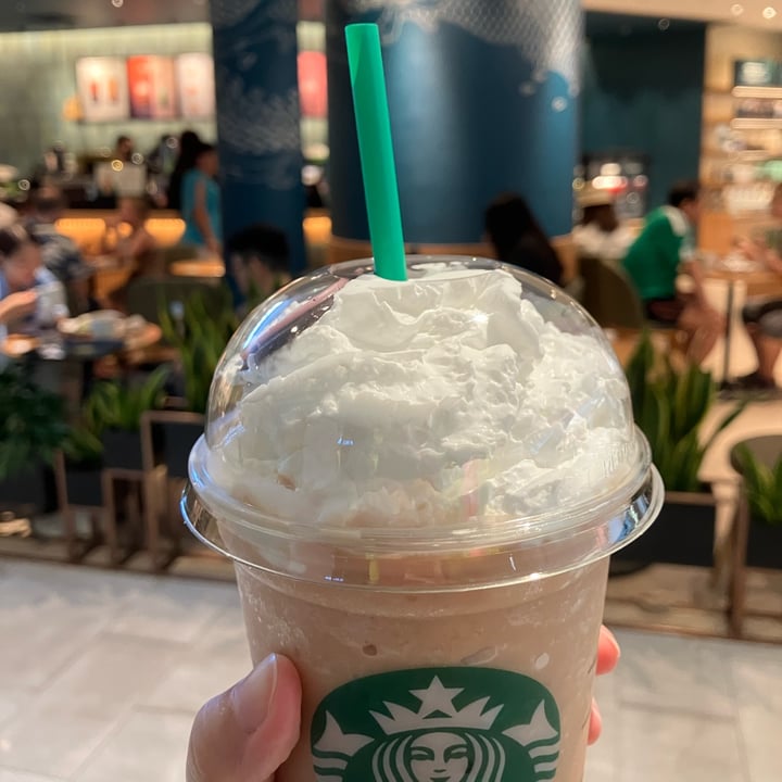 photo of Starbucks Oat Mylk Frappucino shared by @kingyan on  12 Aug 2023 - review