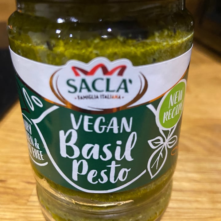 photo of Sacla' Vegan Basil Pesto shared by @wendiwendi on  22 Mar 2023 - review