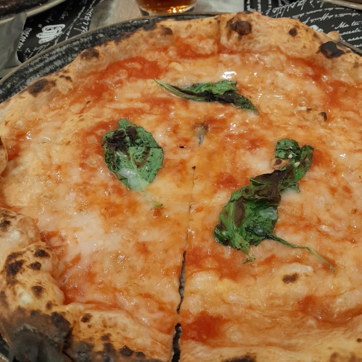 photo of Pizzeria Quadra pizza margherita vegana shared by @sansonetto on  18 Feb 2023 - review