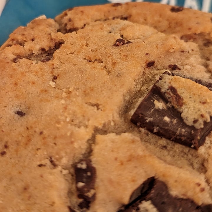 photo of Plant Kitchen (M&S) Vegan Choc Chunk Cookies shared by @jondread on  12 Mar 2023 - review