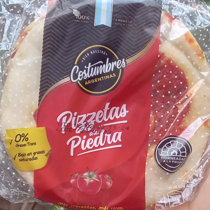 photo of Costumbres Argentinas Pizzetas A La Piedra shared by @veganicz on  25 Feb 2023 - review