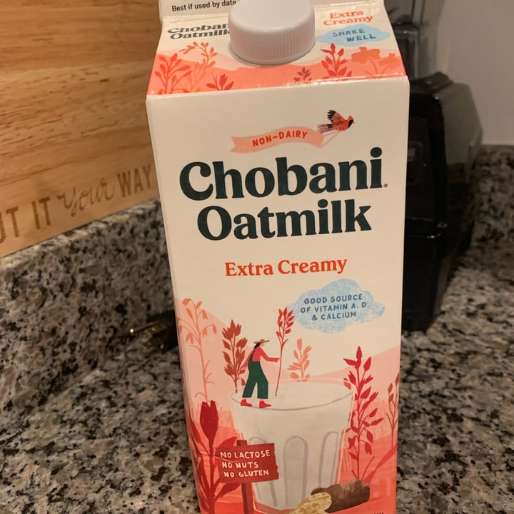 photo of Chobani Oat Milk - Plain Extra Creamy shared by @friendlyvegan on  24 Jan 2023 - review