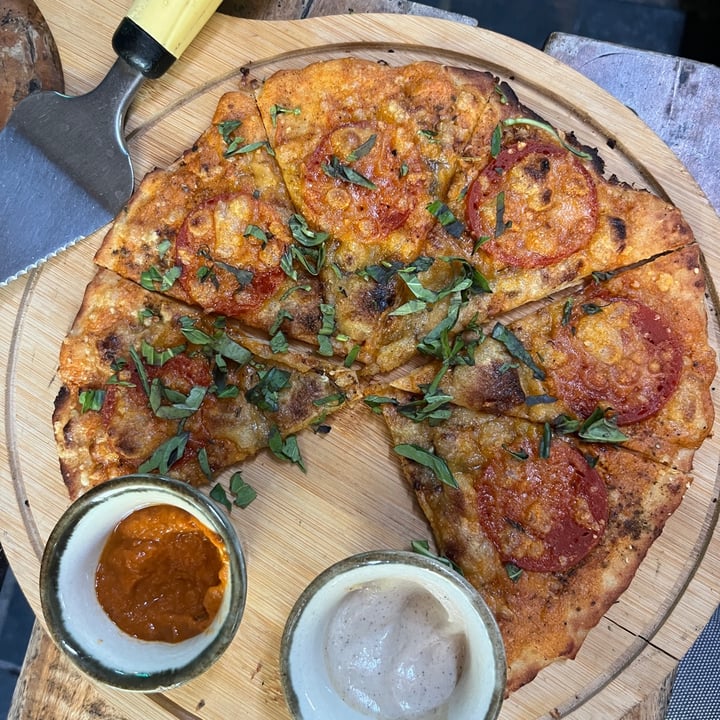 photo of Terrasen Cafe - Poets And Oats Pepperoni Pizza shared by @abhi133r on  07 Jun 2023 - review