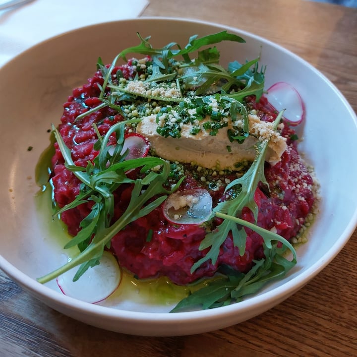 photo of Pastva Beetroot risotto with cashew ricotta and nut rawmasan shared by @fedeb99 on  05 Jan 2023 - review
