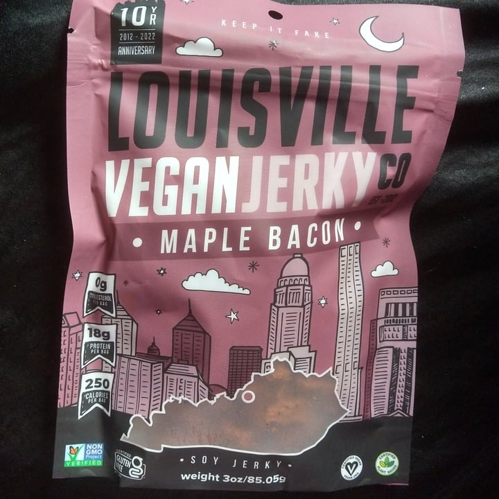 photo of  Louisville Vegan Jerky Co. Maple bacon vegan jerky shared by @mewinabubble on  27 May 2023 - review