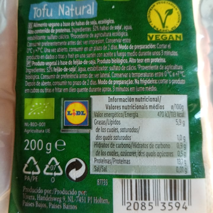 photo of Vemondo tofu al naturale shared by @vittolovestahini on  04 Jul 2023 - review