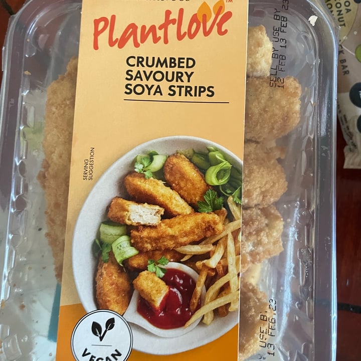 photo of Woolworths Crumbed Savoury Soya Strips shared by @carrienissiotis on  12 Feb 2023 - review