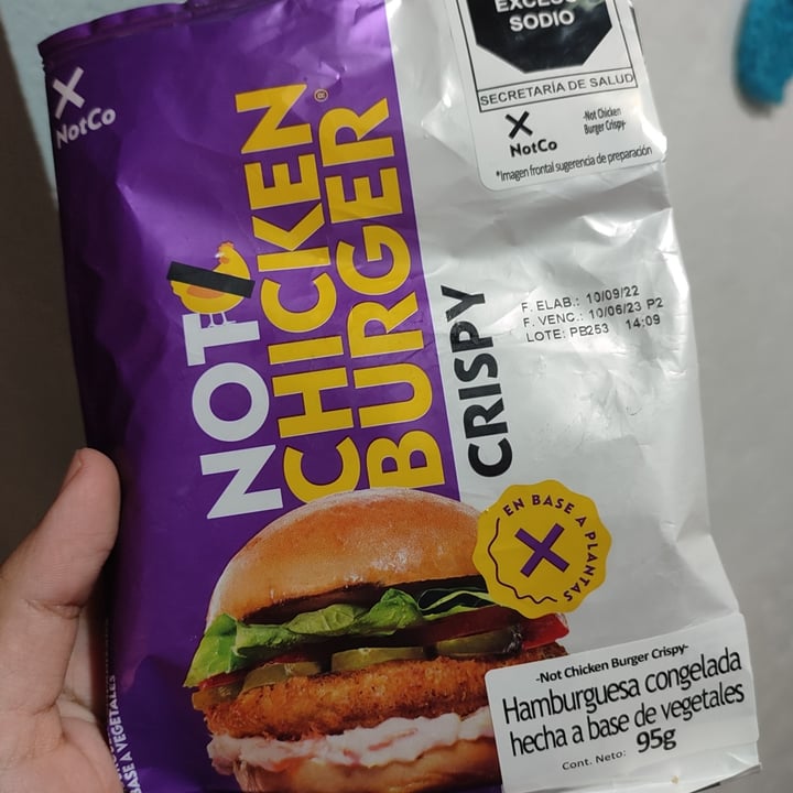 photo of NotCo chicken burger Crispy shared by @leveganito on  16 Mar 2023 - review