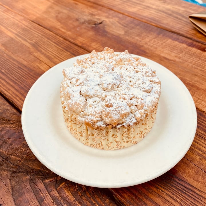 photo of Lagusta's Luscious Crumb Cake shared by @vikas on  06 Jun 2023 - review