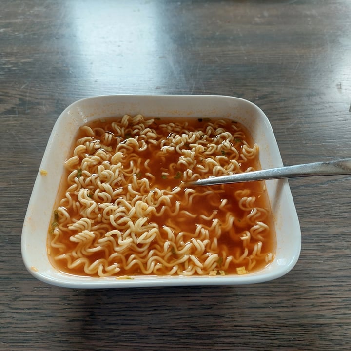 photo of Samyang Foods Kimchi Ramen shared by @frendssnotfood on  25 Mar 2023 - review