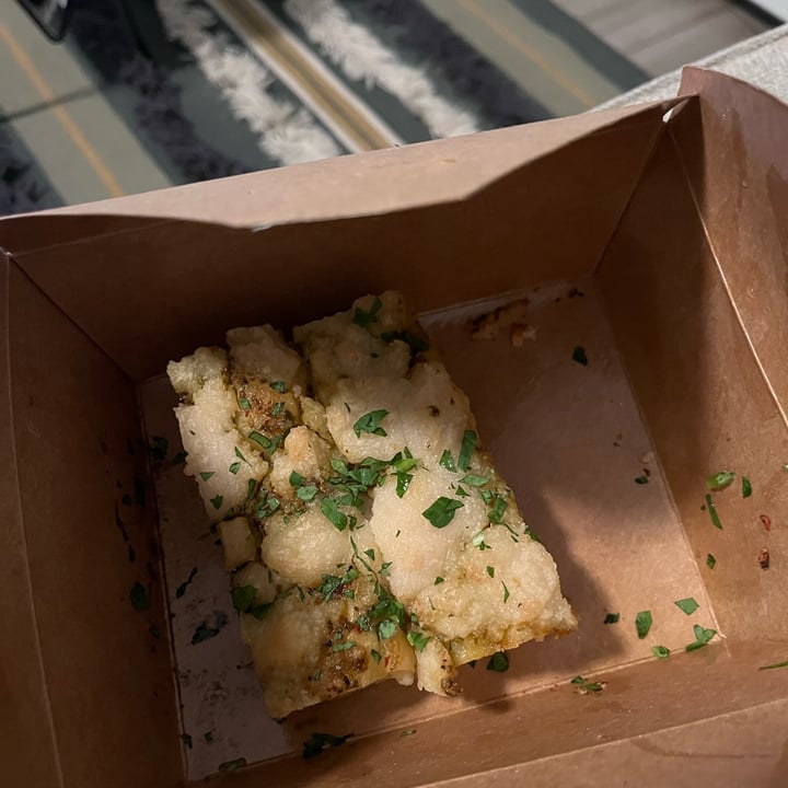 photo of Virtuous Pie Cheesy Garlic Focaccia shared by @spearl on  02 Jan 2023 - review