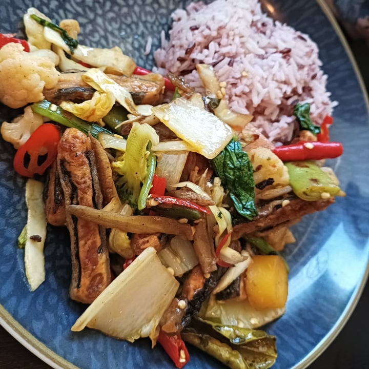 photo of Thai vegan kitchen not really fish&veggies shared by @albetty on  06 Jul 2023 - review