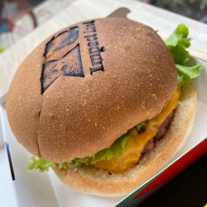 photo of Impact Food Classic Burger Con REDEFINE burger shared by @lacompagniadialex on  13 Apr 2023 - review