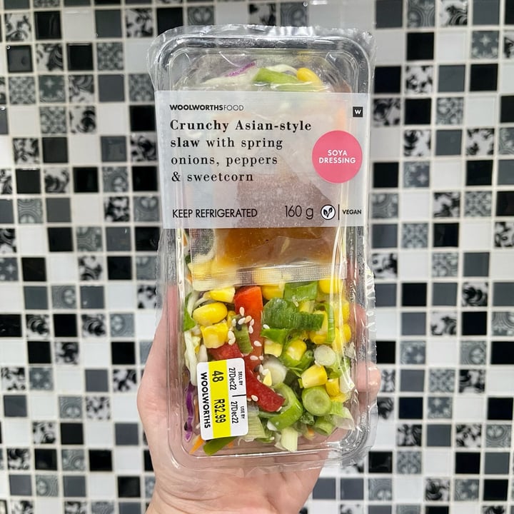 photo of Woolworths Food Crunchy Asian-Style Slaw shared by @jeanne-marie on  15 Jan 2023 - review