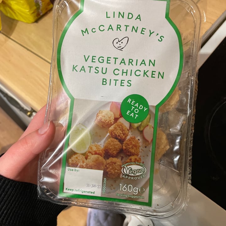 photo of Linda McCartney's Vegetarian Katsu Chicken Bites shared by @oliviakeay on  29 Jan 2023 - review