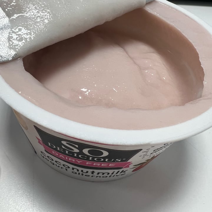 photo of So Delicious Dairy Free coconut yogurt strawberry & banana shared by @deboramora on  14 Aug 2023 - review
