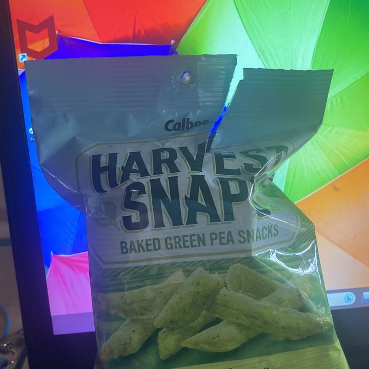 photo of Calbee Harvest Snaps Baked Pea Crisps Wasabi shared by @morgan20 on  12 Jun 2023 - review