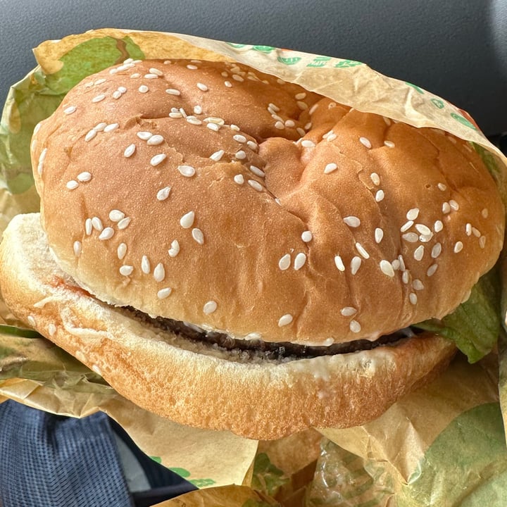 photo of Burger King Plant Based Whopper shared by @mrdonut on  27 May 2023 - review