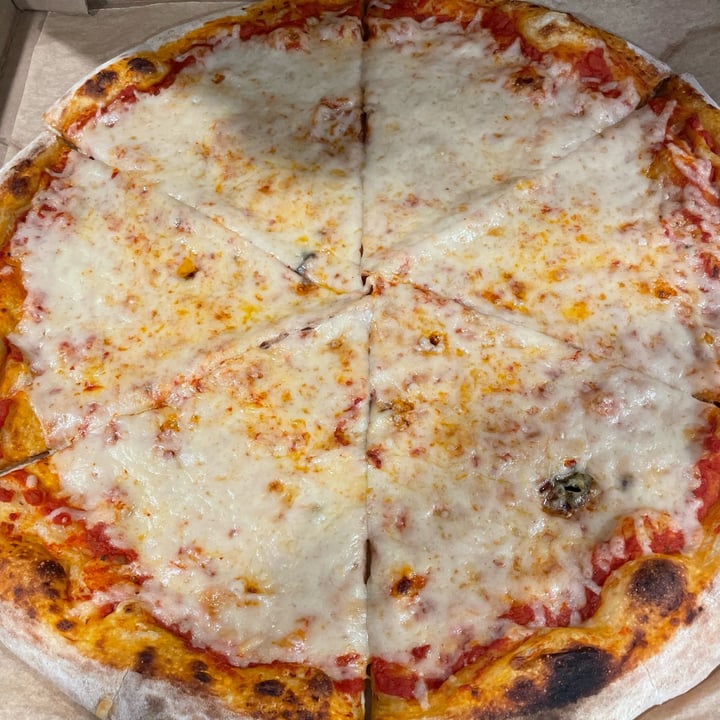 photo of Numu whole foods pizza shared by @reneemarie on  02 May 2023 - review