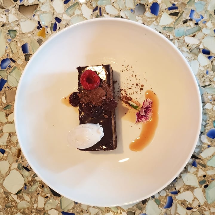 photo of Caracol Restaurant chocolate cake shared by @eriluc on  17 May 2023 - review